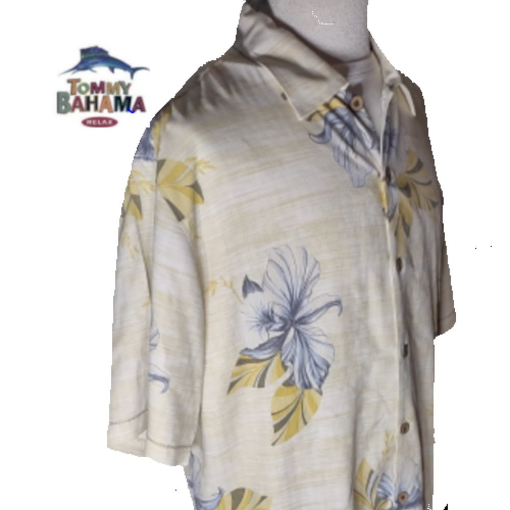 Men's  EUC Vintage Tommy Bahama Casual 🐬